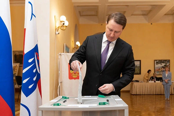 Глава Сочи Алексей Копайгородский проголосовал на выборах Президента России